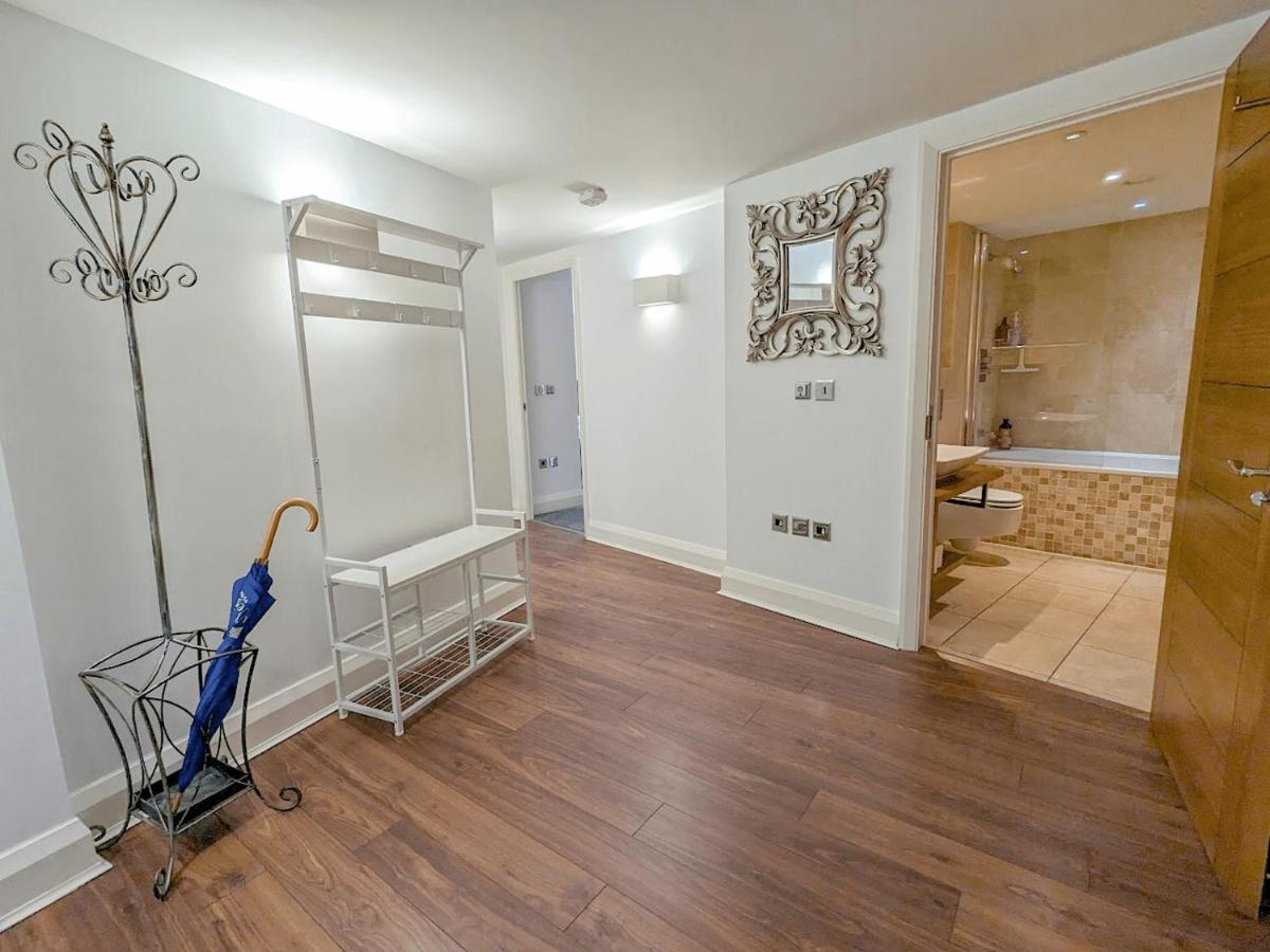 Merchants Place Apartment ยอร์ค ภายนอก รูปภาพ